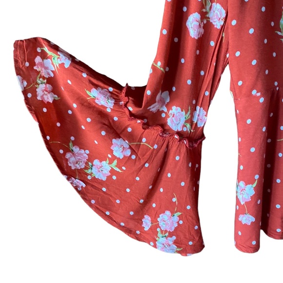 Mumu Floral Red Ruffled Bell Sleeve’s Blouse Top. Size S Excellent Condition! - Picture 7 of 9